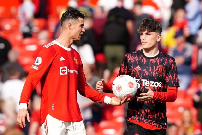 Tin chuyển nhượng tối 10/10: Ronaldo tái hợp Beckham, Rashford nhận lời mời chào khủng 200672