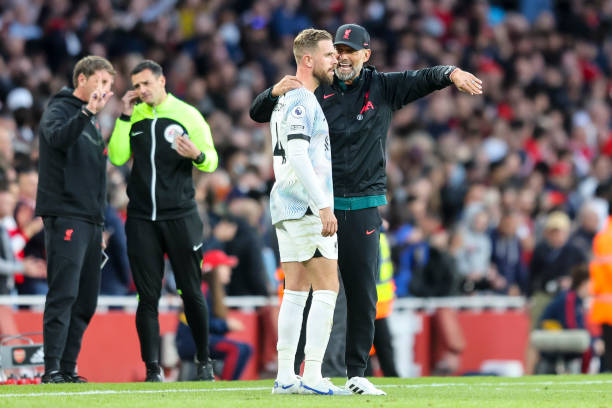 Liverpool nhận tin dữ: Trụ cột chấn thương nặng, run rẩy tái đấu Rangers 200813