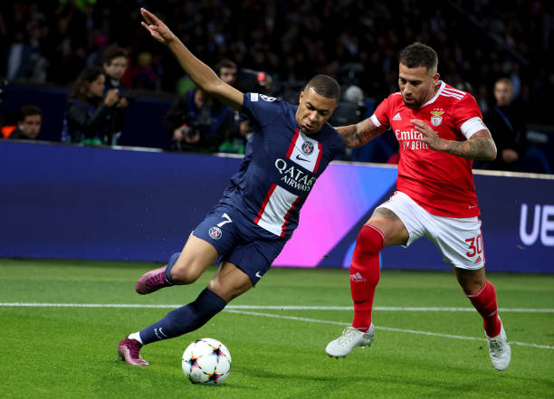 Messi cho cho PSG thấy Mbappe chỉ mãi là ông vua 'không ngai' 201472