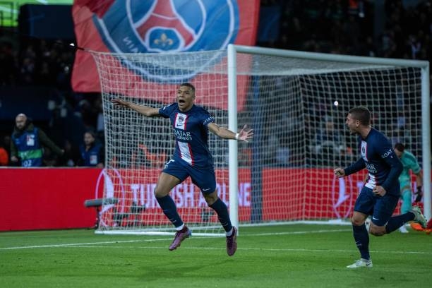 Tương lai của Mbappe tại PSG chính thức ngã ngũ 201401