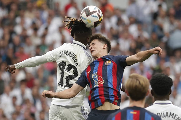 Xavi trở thành HLV Barca 'tệ nhất thế kỷ' sau trận thua Real Madrid 203785