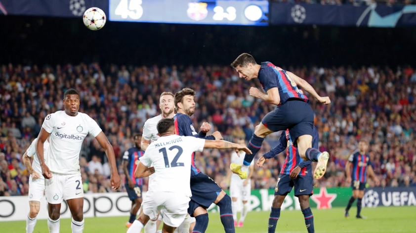 Champions League đêm nay: Bảng A ngã ngũ, Barca xuống C2? 208988