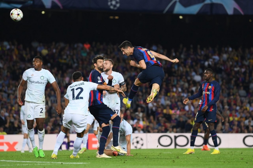 Trận hòa 3-3 trước Barcelona giúp Inter Milan giành lợi thế trước lượt đấu thứ 5 Cúp C1. Ảnh: Internet