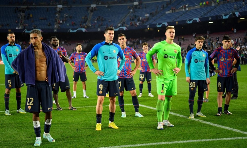 Qua mặt MU, Chelsea và Liverpool quyết giải cứu De Jong 209888