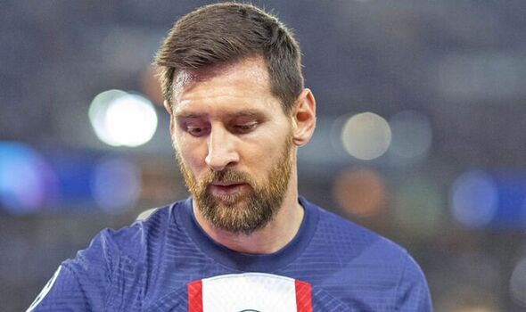 Nhờ 'món quà' từ MU, PSG có thể chốt sổ tương lai Messi 212327