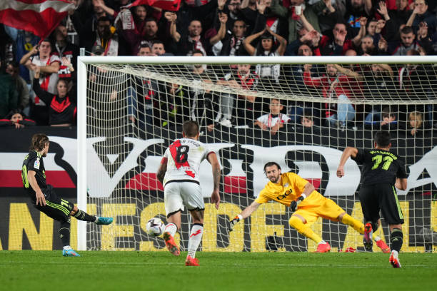 Mặc dù rất nỗ lực nhưng Real Madrid không thể giành trọn 3 điểm. Ảnh: Internet