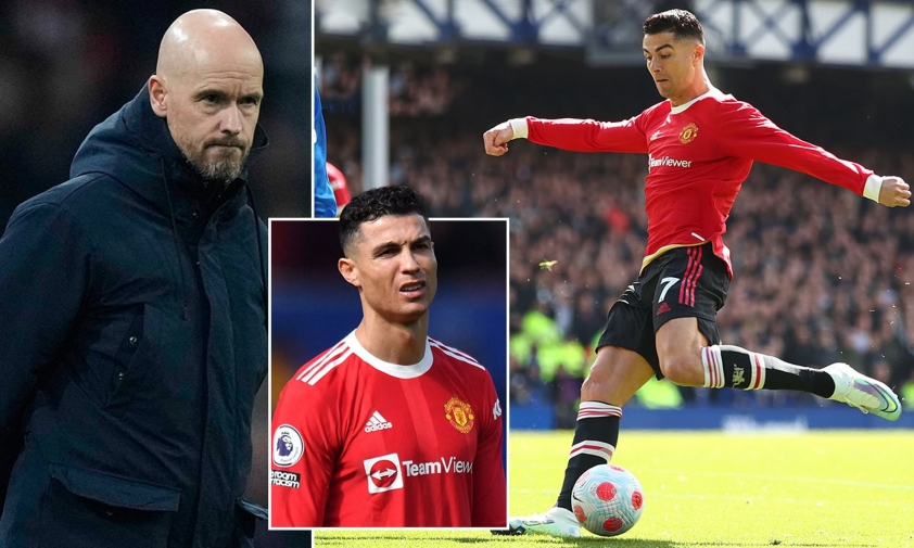 Ronaldo 'châm thêm dầu' vụ nói xấu MU, réo tên tiền bối là 'kẻ hèn hạ' 217785
