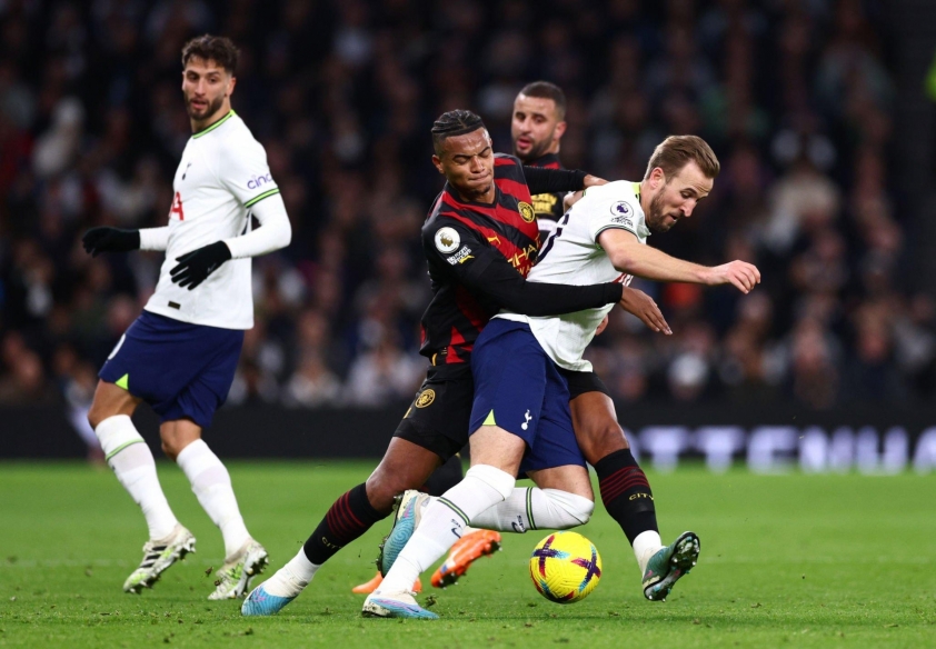 Trực tiếp Tottenham 1-0 Man City: Đôi công rực lửa 246350