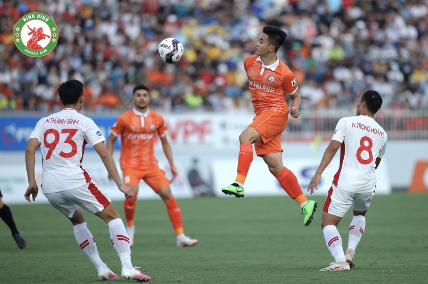 Trực tiếp Bình Định 0-0 Viettel: Thế trận khó đoán! 35469