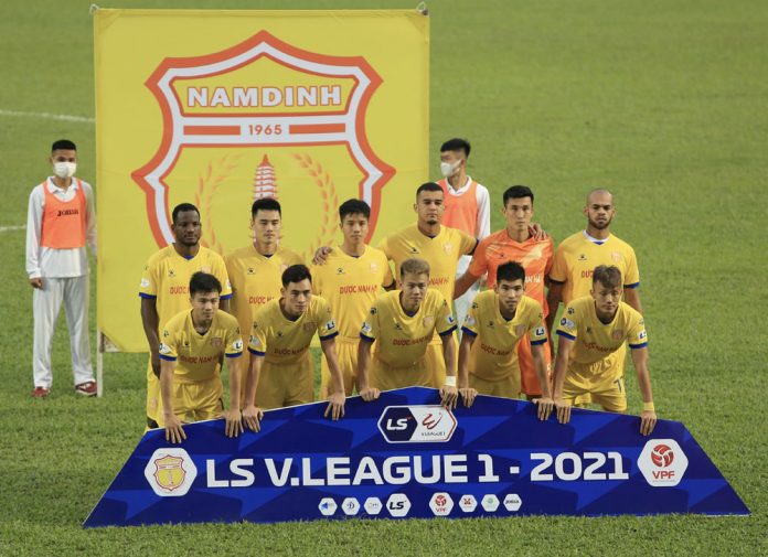 Trực tiếp Hà Tĩnh vs Nam Định: Đội khách đang có phong độ cao.