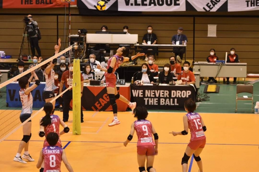 Thể hiện đẳng cấp, Thanh Thúy giúp PFU BlueCats đánh bại đương kim vô địch V.League 92604