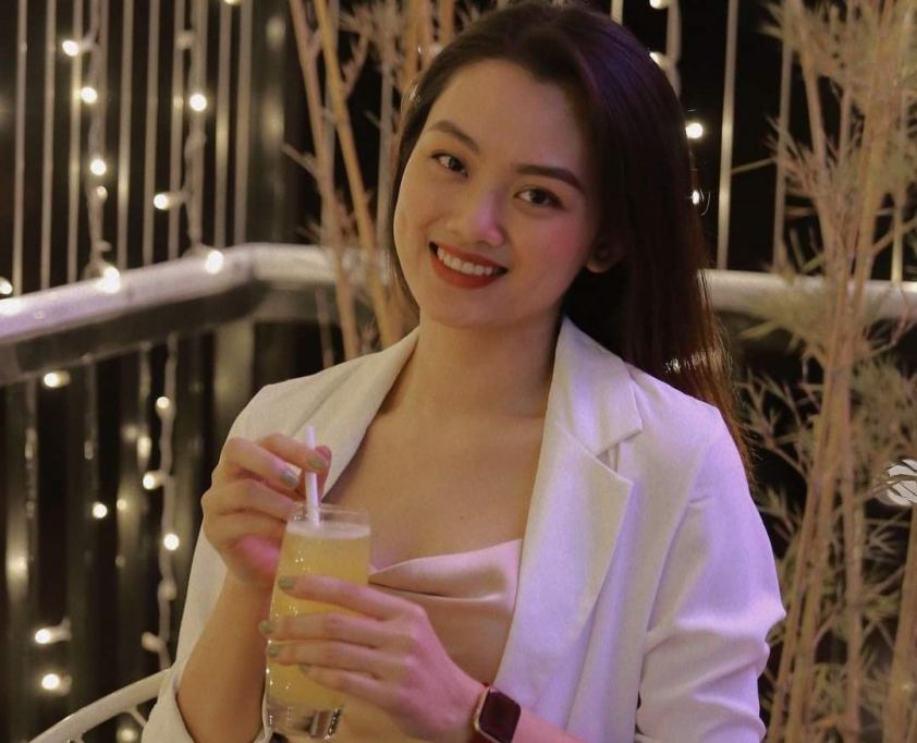 Hoa khôi bóng chuyền Thu Hoài thả thính