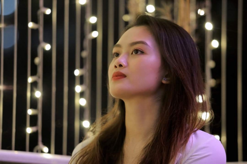 Hoa khôi bóng chuyền Thu Hoài thả thính
