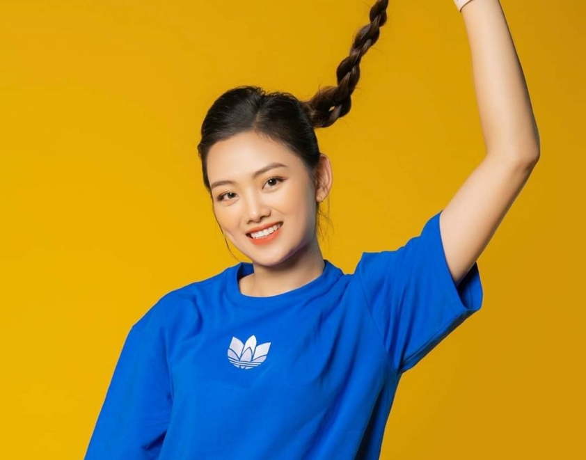 Hoa khôi bóng chuyền Thu Hoài thả thính