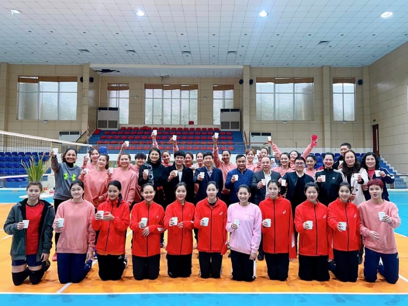 Đi ngược số đông, phụ công Bích Vân trở thành người một nhà với Ngân hàng Công Thương 109776