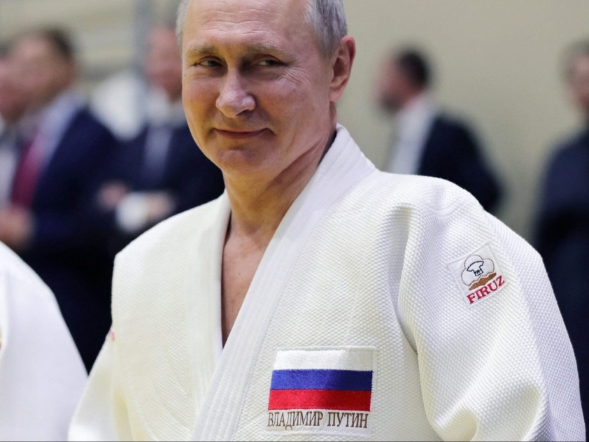 Tước đai đen '9 đẳng' của ông Putin, Liên đoàn Teakwondo thế giới cấm luôn Nga sử dụng quốc kỳ khi thi đấu 115548