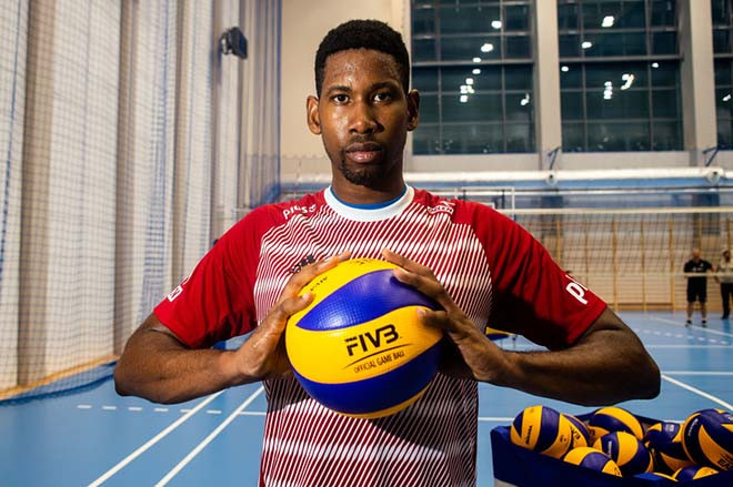 Vua sư tử Wilfredo Leon 'hạ đẹp' vị thần tốc độ Ivan tại SuperLaga Ý 120424