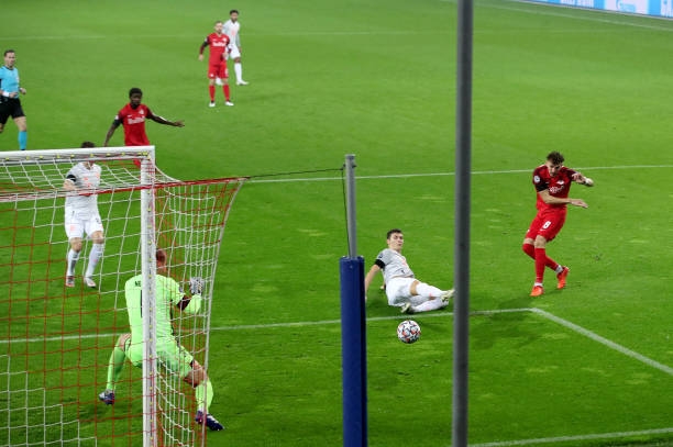 Salzburg vs Bayern