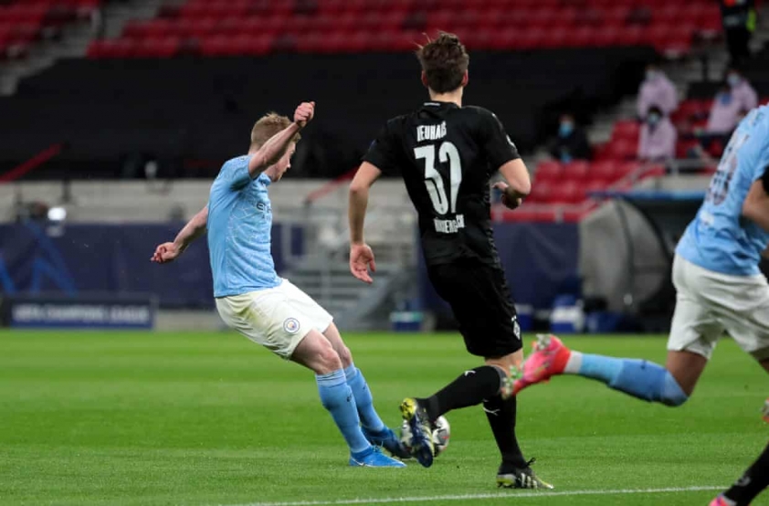 Man City 2-0 Gladbach