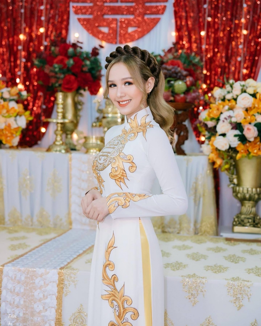 dung hinh truoc nhan sac cua vo steamer Xemesis - xoai non