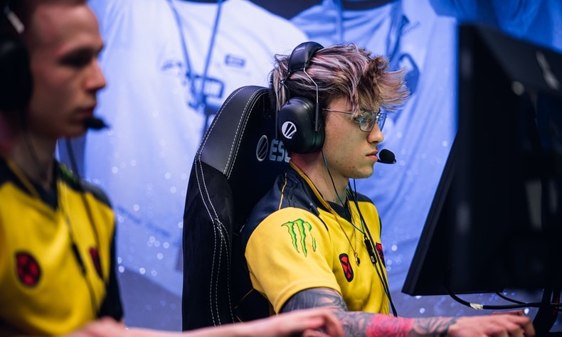 CS:GO: Twistzz roi team liquid nhuong cho cho fallen