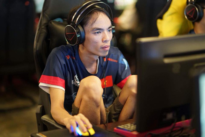 huyen thoai dota 2 - lis qua doi o tuoi 33