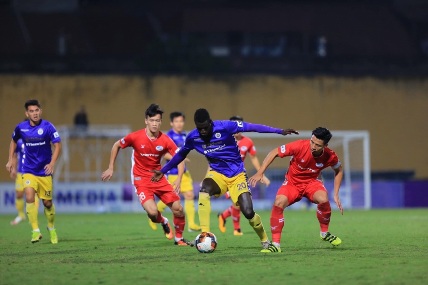 Trận derby diễn ra như những gì các CĐV chờ đợi (Ảnh: Internet)
