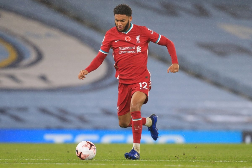 Joe Gomez dính chấn thương theo chân người đàn anh (Ảnh: Internet)
