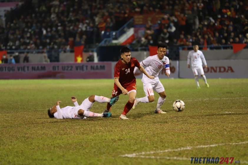 Dương Thanh Hào và các đồng đội phải lấy lại ngay sự tự tin trong trận đấu tới