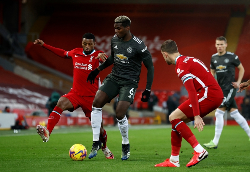Pogba cũng là cái tên nổi bật bên phía đội khách (Ảnh: Internet)