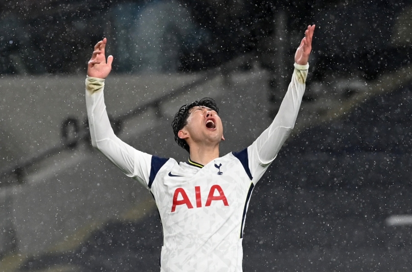 Son Heung Min cảm thấy bất lực khi không còn đối tác ăn ý trên sân (Ảnh: Getty)