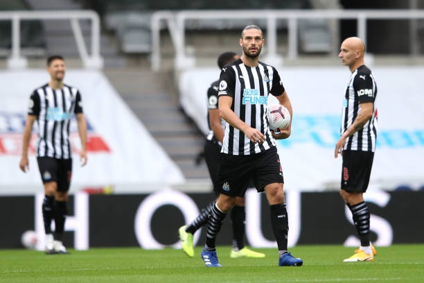 Trực tiếp Newcastle 0-2 Brighton: Bàn thắng sớm Ảnh 1