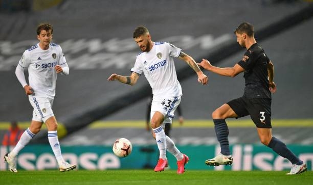 Trực tiếp Leeds 0-1 Man City: Đôi công rực lửa Ảnh 1