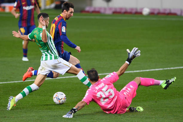 Trực tiếp Barca 2-1 Real Betis: Messi giúp Griezmann ghi bàn Ảnh 1