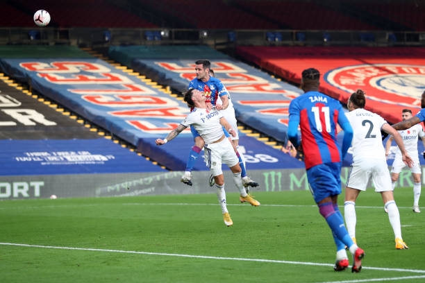 Trực tiếp Crystal Palace 1-0 Leeds: Trung vệ lập công Ảnh 1