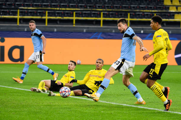 Trực tiếp Dortmund 0-0 Lazio: Chủ nhà lấn lướt Ảnh 1
