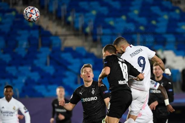 Trực tiếp Real Madrid 1-0 M'Gladbach: Benzema nổ súng Ảnh 1