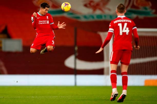 Bàn thắng phút cuối đưa Liverpool lên đỉnh Ảnh 1