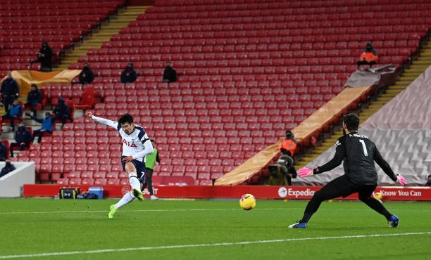 Trực tiếp Liverpool 1-1 Tottenham: Son lập công Ảnh 1