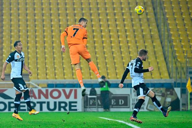 Trực tiếp Parma 0-2 Juventus: Ronaldo lập công Ảnh 1