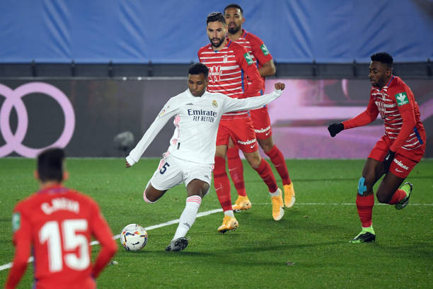 Trực tiếp Real Madrid 0-0 Granada: Ăn miếng trả miếng Ảnh 1