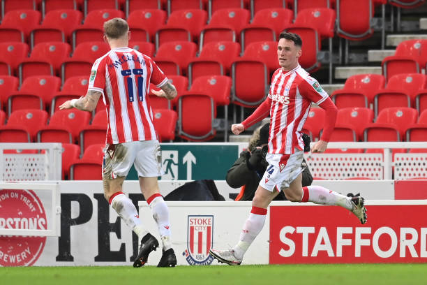 Trực tiếp Stoke City 1-1 Tottenham: Gỡ hòa bất ngờ Ảnh 1