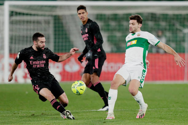 Trực tiếp Elche 1-1 Real Madrid: Ăn miếng trả miếng Ảnh 1