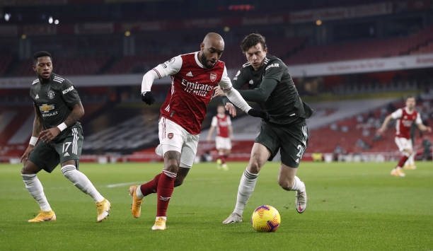 Trực tiếp Arsenal 0-0 MU: Tốc độ chóng mặt Ảnh 1