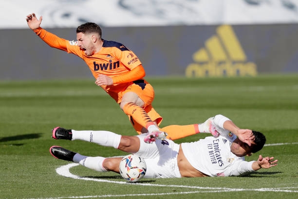 Trực tiếp Real Madrid 2-0 Valencia: Liên tiếp lập công Ảnh 1