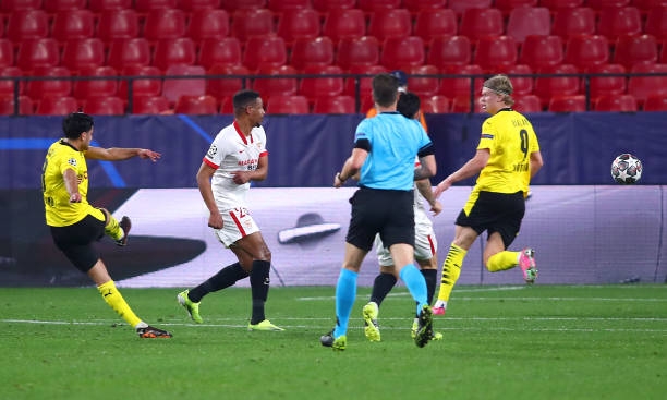 Trực tiếp Sevilla 1-2 Dortmund: Ăn miếng trả miếng Ảnh 1