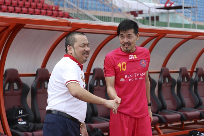ong-bau-tran-hoa-binh