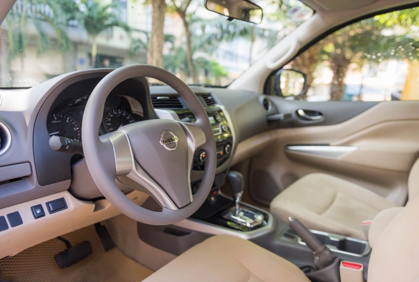 Nội thất Nissan Navara
