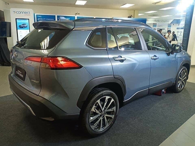 Corolla Cross 1.8HV