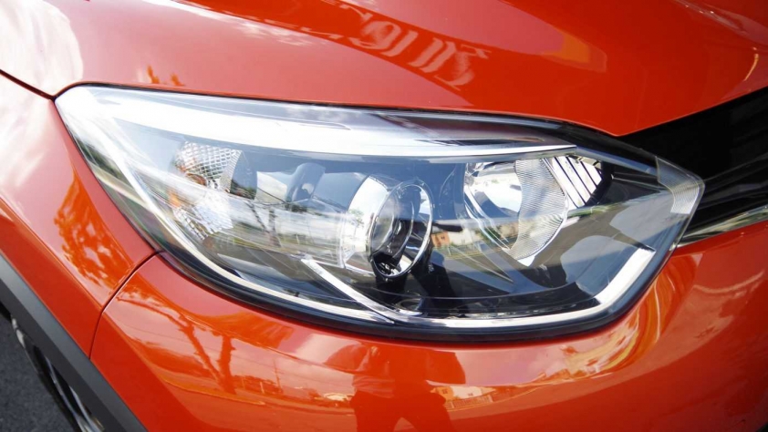 Đèn pha Renault Kaptur